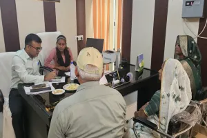 बाराबंकी : आंचल बनी एक दिन की बीडीओ, दिखाई मजबूत नेतृत्व क्षमता