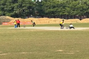 बाराबंकी : शिवम का शतक फीका, फाइनल में पहुंची लॉर्ड्स बालाजी अकादमी