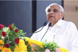  गुजरात की सियासत में बड़ी हलचल : मंत्रिमंडल विस्तार से पहले सभी मंत्रियों ने CM भूपेंद्र पटेल को सौंपा इस्तीफा