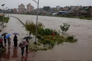 नेपाल में कुदरत का कहर : लगातार हो रही बारिश से 18 लोगों की मौत, नदियों का बढ़ा जलस्तर