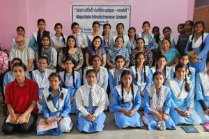 बाराबंकी : छात्राओं ने सीखा जीवन मूल्यों का महत्व, ताराश्री फाउंडेशन ने आयोजित की कार्यशाला