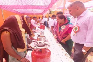 बाराबंकी : सुशीला देवी बनीं जिले की सर्वश्रेष्ठ रसोइया, रामावती और संगीता मौर्या रहीं द्वितीय व तृतीय