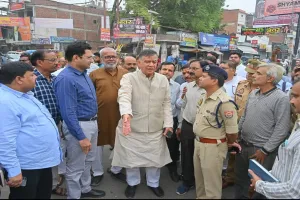 कानपुर : लाल बंगला में जाम का कारण बन रहा ट्रांसफार्मर होगा शिफ्ट, विधानसभा अध्यक्ष ने केस्को एमडी और डीसीपी ट्रैफिक को बुलाकर दिए निर्देश 