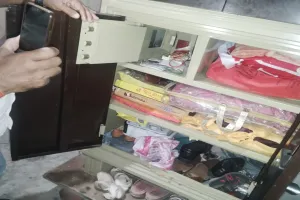 बाराबंकी : सगे भाईयों समेत तीन घरों में लाखों की नकदी, जेवर चोरी
