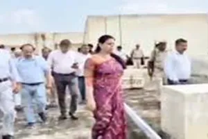 देवरिया में शव मिलने के बाद जिला प्रशासन ने पानी की टंकी को कराया सील 