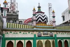 Bareilly: दरगाह आला हजरत से जुड़े संगठनों के नाम पर शहर में अवैध वसूली का खेल