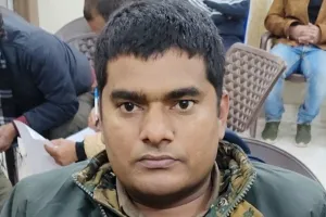 Bareilly : घूस लेते गिरफ्तार दरोगा दीपचंद की संपत्ति की होगी जांच