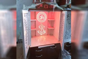 Moradabad: धनतेरस और दीपावली के लिए पसंद किए जा रहे सजावटी और घरेलू उत्पाद