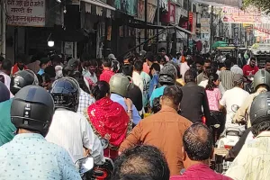 Bareilly: इस दिवाली बाजार पर हुई धनवर्षा...तीन दिन में 1500 करोड़ का कारोबार