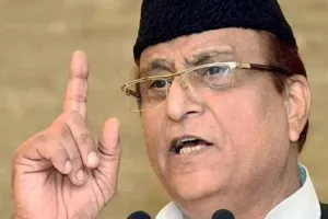 UP: आजम बोले-जो 'दीये जलाते' हैं वो कुछ भी जला देंगे, मगर नफरत 'दीये रोशन' करने वाले खत्म करेंगे