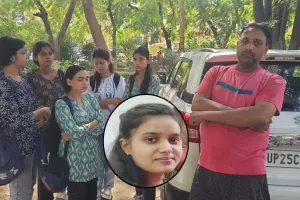 Rampur : चचेरी बहन को स्कूल छोड़ने जा रही डीएलएड छात्रा की ट्रैक्टर-ट्रॉली से कुचलकर मौत