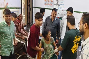 UP: लव मैरिज नहीं थी मंजूर...बेटी-दामाद के जानी दुश्मन बने बाप ने किया जानलेवा हमला