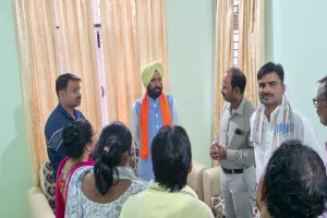 पीलीभीत: प्रभारी मंत्री के दरबार में दरोगा से परेशान भाजपा नेता बिफरे, ..बोले कोई सुनवाई नहीं !