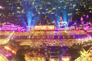 पहली बार दीपोत्सव के 32 हजार स्वयंसेवक होंगे सम्मानित... अवध विश्वविद्यालय प्रशासन ने बनाई योजना