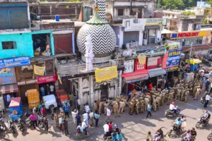 बरेली में नहीं निकलेगा जुलूस-ए-गौसिया, इंटरनेट बंद, चप्पे-चप्पे पर फोर्स का पहरा 