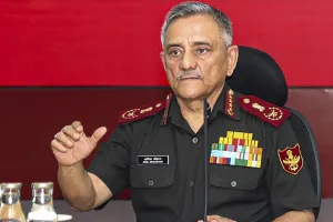 युद्ध केवल सशस्त्र बल नहीं, बल्कि पूरा देश लड़ता है: CDS जनरल चौहान 