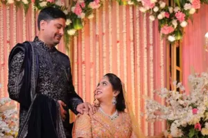 विवादों में फंसी कांग्रेस नेता पूनम पंडित और सपा नेता दीपक गिरी की सगाई, लगे गंभीर आरोप, पद से गए हटाए 