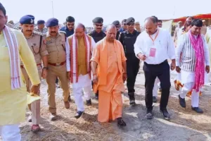 मिनी कुंभ के रूप में सजेगा गढ़मुक्तेश्वर मेला, CM योगी ने लिया गढ़मुक्तेश्वर और तिगरी मेले की तैयारियों का जायजा