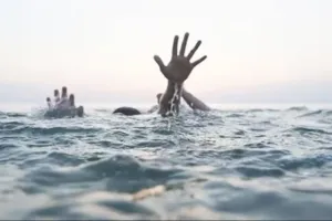 Varanasi News: वाराणसी में तालाब में मिला विवाहिता का शव, देवर ने बताई मौत के पीछे की वजह