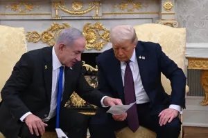 हमास की हामी से रूका युद्ध... ट्रंप ने इजरायल को दिया बमबारी रोकने का आदेश