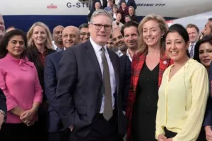 ब्रिटेन के प्रधानमंत्री केअर स्टार्मर मुंबई पहुंचे, जानें क्यों खास है ये दौरा 