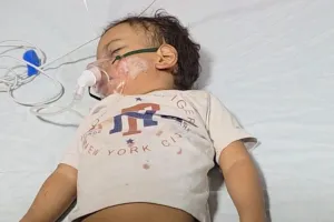 Gonda News: तेज रफ्तार का कहर... भीषण सड़क हादसे में दो साल के मासूम समेत तीन की मौत