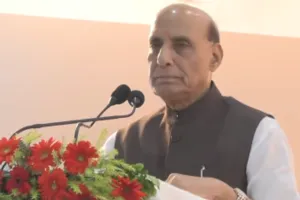  BrahMos Launch: रक्षा मंत्री राजनाथ सिंह का पाकिस्तान को सीधा संदेश, कहा- पाक की एक-एक इंच जमीन अब 'ब्रह्मोस' की पहुंच में है