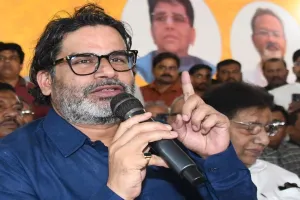 बिहार चुनाव : प्रशांत किशोर बोले-जनसुराज के प्रत्याशियों को धमका रही भाजपा, दबाव में तीन ने नामांकन वापस लिया