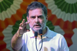 Bihar Elections 2025 : बिहार चुनाव में राहुल गांधी ने भरी हुंकार, कहा- नीतीश कुमार का रिमोट कंट्रोल भाजपा के हाथ में