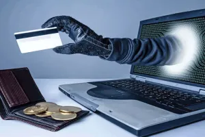 जम्मू-कश्मीर में पांच लाख की साइबर ठगी के तार लखीमपुर से जुड़े...मोबाइल नंबर से मिला सुराग