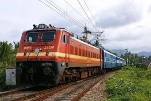 Bareilly: चार प्रमुख ट्रेनों में लगाए जाएंगे अतिरिक्त कोच, त्योहार पर यात्रियों को मिलेगी राहत