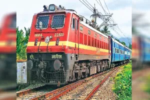 Bareilly: छठ पर रेलवे ने दी बड़ी राहत...इन शहरों के लिए मिलेंगी स्पेशल ट्रेनें