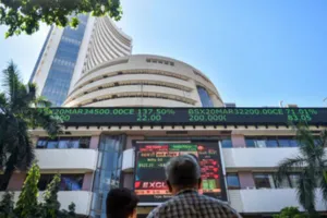 Stock Market Closed: लिवाली से लगातार तीसरे दिन बढ़त के साथ बंद हुए शेयर बाजार... 484 अंक उछला सेंसेक्स, निफ्टी 25,700 पार 