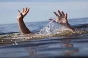  गाजीपुर में दिवाली की खुशियां मातम में बदली:  गंगा नदी में नहाने गई तीन किशोरियों की हुई मौत, 1 की तलाश जारी 