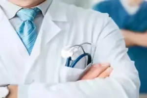 भाजपा नेत्री के इलाज में लापरवाही पर सीएमओ ने की कार्रवाई, अवध ऑर्थो सेंटर में बड़े ऑपरेशन प्रतिबंधित