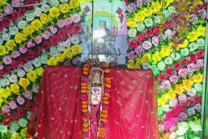 सिद्धपीठ मां बाराही देवी मंदिर: आस्था, एकता और चमत्कारों का केंद्र, नीम का पेड़ और चुनरी की अनोखी परंपरा