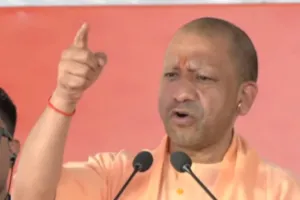 Bihar Election:  दानापुर में सीएम योगी की हुंकार, 'जनता आस्था का सम्मान करने वाली NDA सरकार के साथ' 