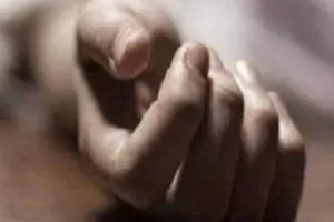  चंदौली के अलीनगर में लापता बच्ची: भूसे के ढेर से निर्वस्त्र अवस्था में मिला शव, गांव के 4 संदिग्धों से पूछताछ