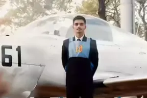 NDA कैडेट की मौत... बहराइच में लोगों ने निकाला कैंडल मार्च, निष्पक्ष जांच और न्याय दिलाने की मांग