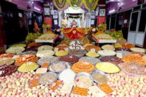 महोबा में श्री गोवर्धन नाथ मेला आज:  विधिवत पूजन-अनुष्ठान के साथ शुरूआत,  हाथी, घोड़ा और बैंड बाजों के साथ निकली शोभायात्रा