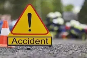 Road Accident:  अनियंत्रित कार की टक्कर से मोटरसाइकिल सवार की मौत..दो घायल, फरार चालक की कार जब्त 