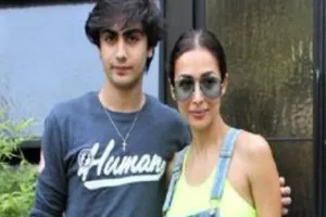 India's Got Talent के सेट पर पहुंचे अरहान खान, मां मलाइका अरोड़ा को किया सरप्राइज 