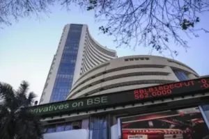 Stock Market Today:   दिवाली पर शेयर बाजारों में तेजी... बढ़त के साथ खुला कारोबार,  सेंसेक्स 700 अंक उछला 