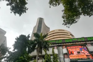  Stock Market Today: ग्लोबल मार्केट्स में तेजी के बीच कारोबार में बढ़त दर्ज, हरे निशान पर खुले सेंसेक्स-निफ्टी 