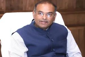 कानपुर : 18 थाना क्षेत्रों में बनी क्रिटिकल कॉरिडोर टीम, डीएम की अध्यक्षता में जिला सड़क सुरक्षा समिति की बैठक में निर्णय