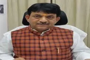 मुजफ्फरनगर के बच्चों की पूरी जिम्मेदारी मेरी : मंत्री कपिल देव अग्रवाल ने किया बच्चों का स्वागत