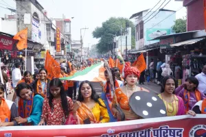 बाराबंकी : रानी लक्ष्मीबाई की 197वीं जयंती पर निकलीं भव्य शोभायात्राएं, नारीशक्ति के उत्साह ने जीता लोगों का दिल