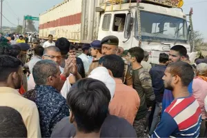 बिहार में बड़ा हादसा: शेखपुरा में ट्रक और टेम्पो की भिड़ंत में 6 लोगों की मौत, आठ घायल 