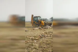 Bareilly : 10 बीघा जमीन पर विकसित हो रही अवैध कॉलोनी को BDA ने किया ध्वस्त