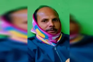 दर्दनाक हादसा:  पार्किंग में बैक करते वक्त फल का ठेला लगाने वाले पर चढ़ा दी बस, मौत के बाद ड्राइवर गिरफ्तार